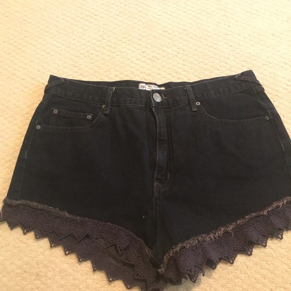 Free People Pants - Black ruffle bottom free people jean shorts